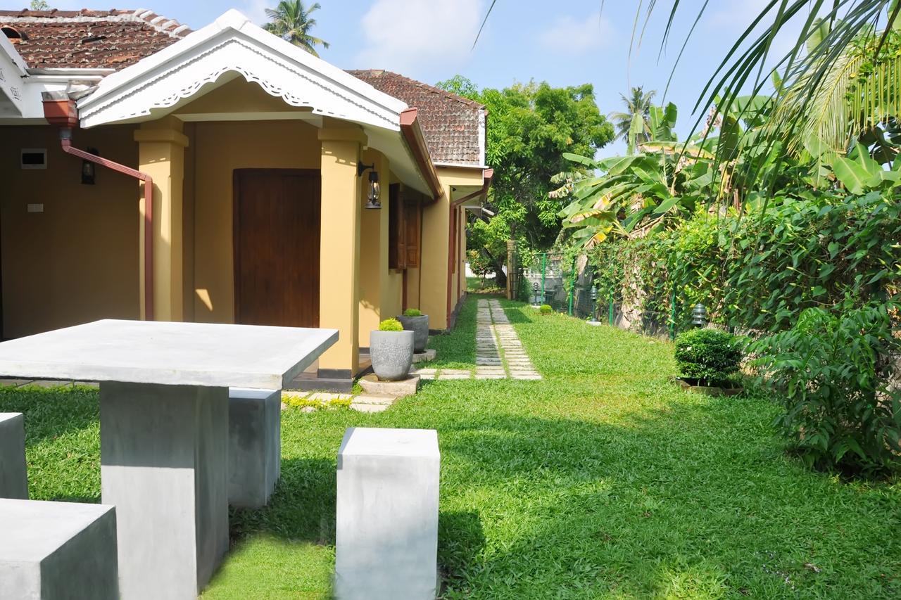 Hewittes Cottage Weligama Exterior foto